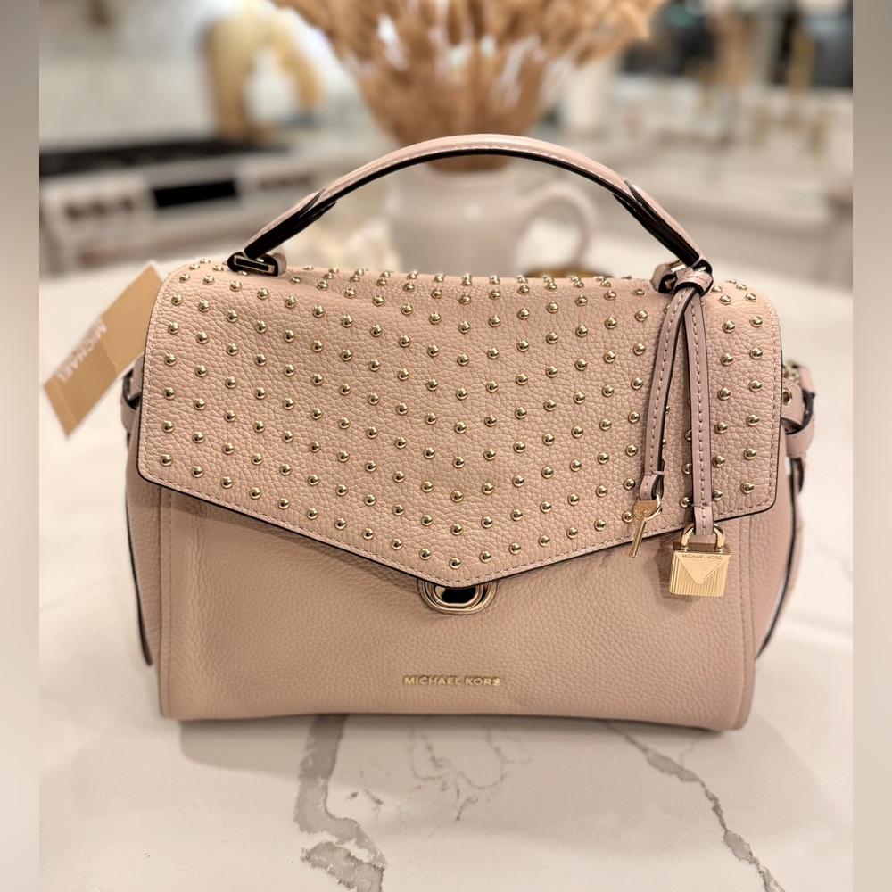 🆕 NWT Michael Kors Bristol Satchel Bag with studs • Soft Nude Pink - Picture 4 of 16